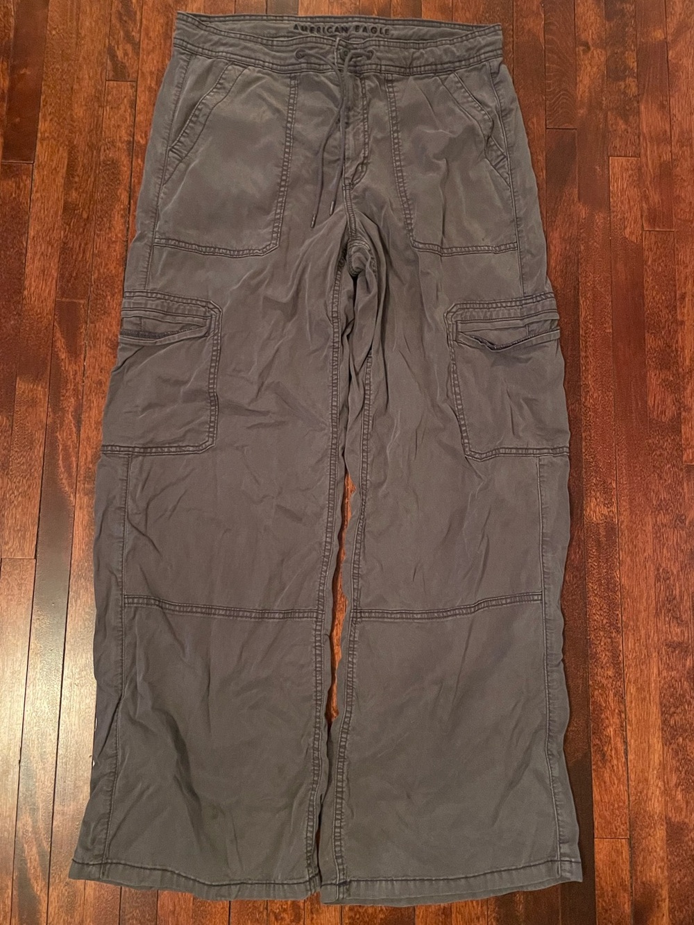 American Eagle Outfitters Women’s Stretch Wide Leg Cargo Drawstring Pants -Brown